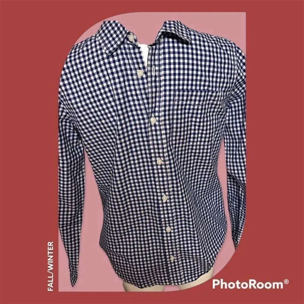 Set of two boy's long sleeve button down